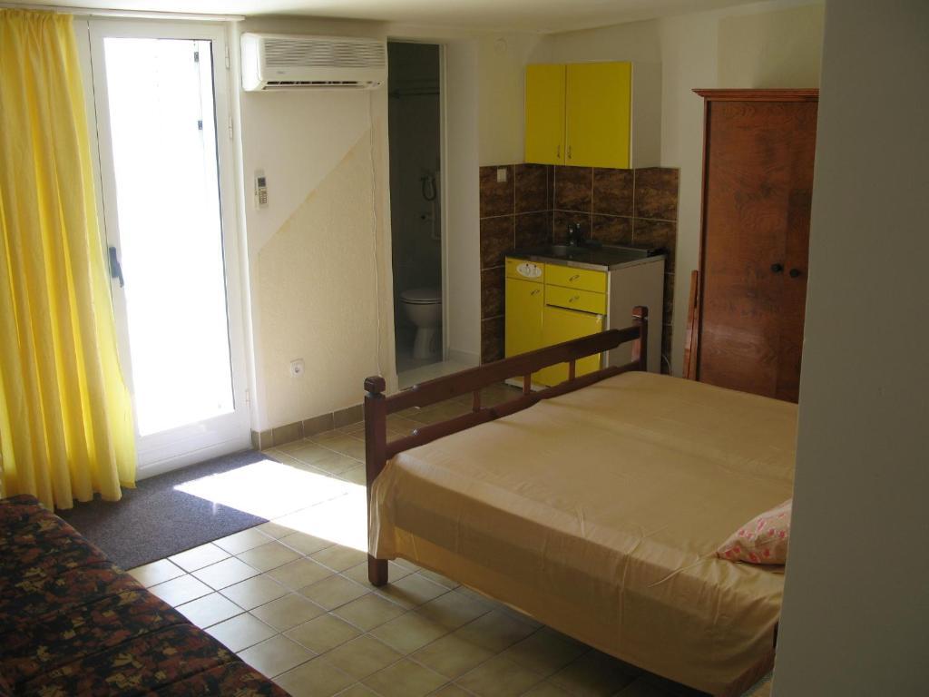 Miron Apart&Rooms Rafailovici Room photo